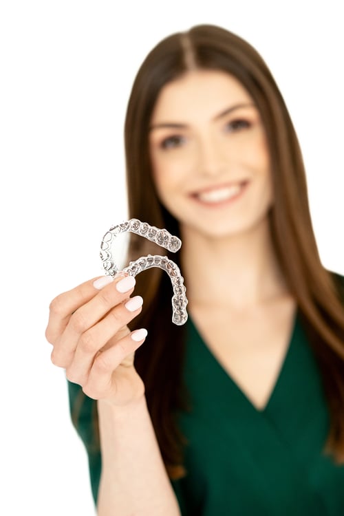 Nakładki Invisalign